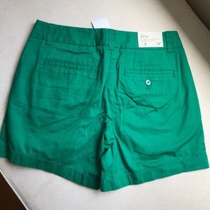 J. Crew Shorts - NWT J. Crew green chino shorts - 0 J. Crew Shorts - NWT J. Crew green chino shorts - 0